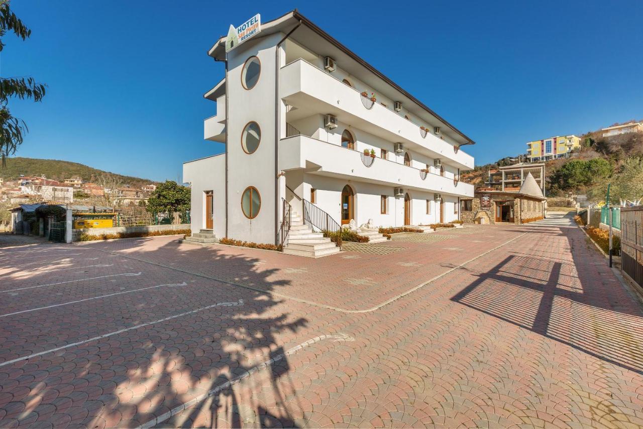 Hotel San Pietro Martin Fushe-Drac Экстерьер фото